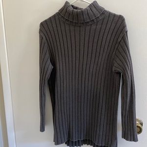Vintage knitted turtleneck sweater